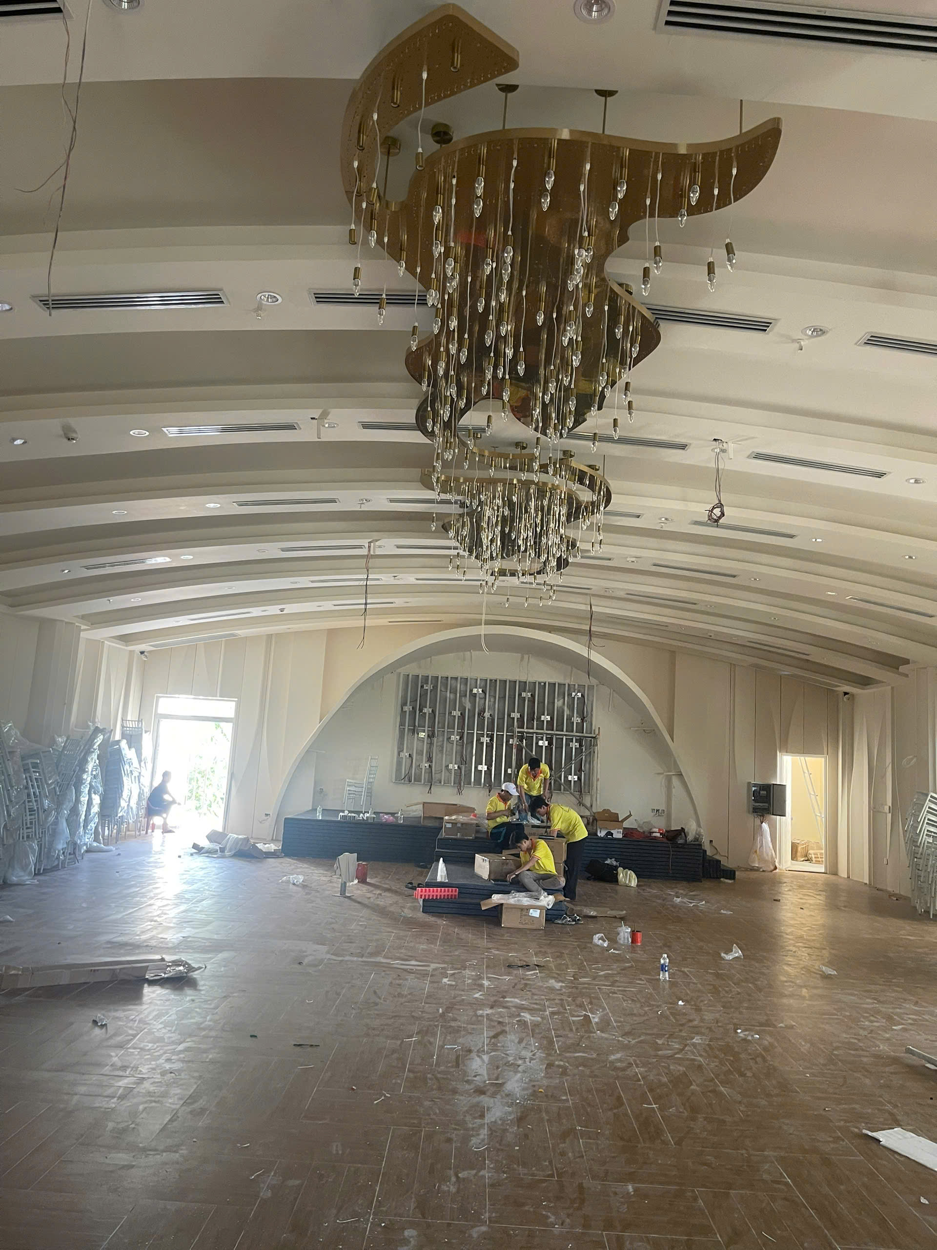 MÀN HÌNH LED CQ – TRỰC TIẾP THỰC HIỆN TỪ A → Z TẠI HỘI AN PALACE – ĐÀ NẴNG